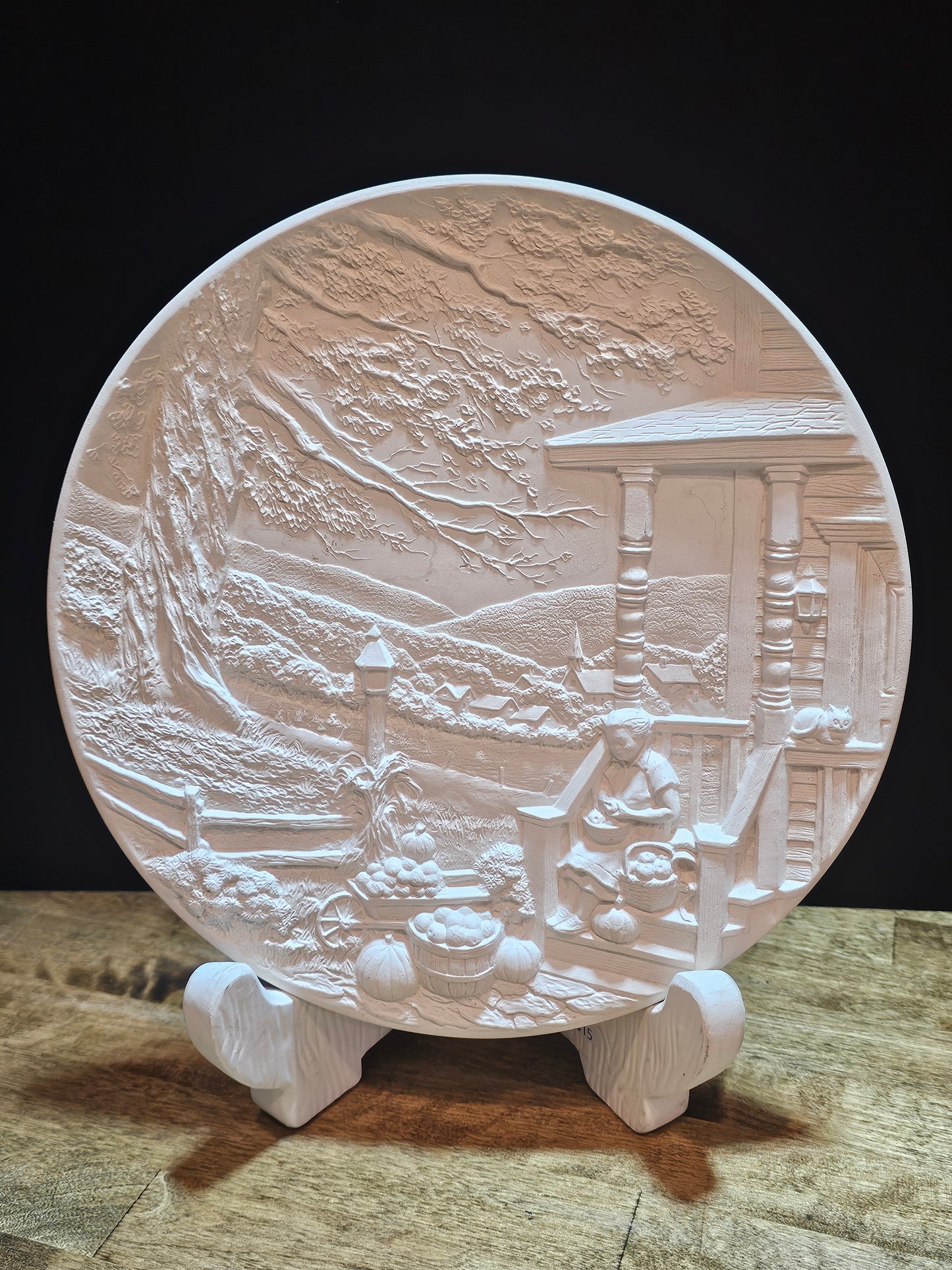 Round Plaques