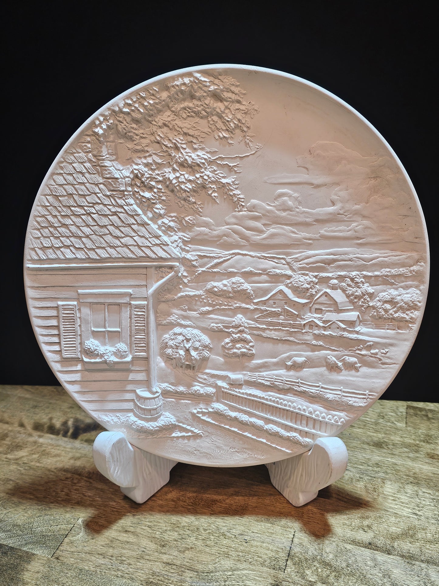 Round Plaques